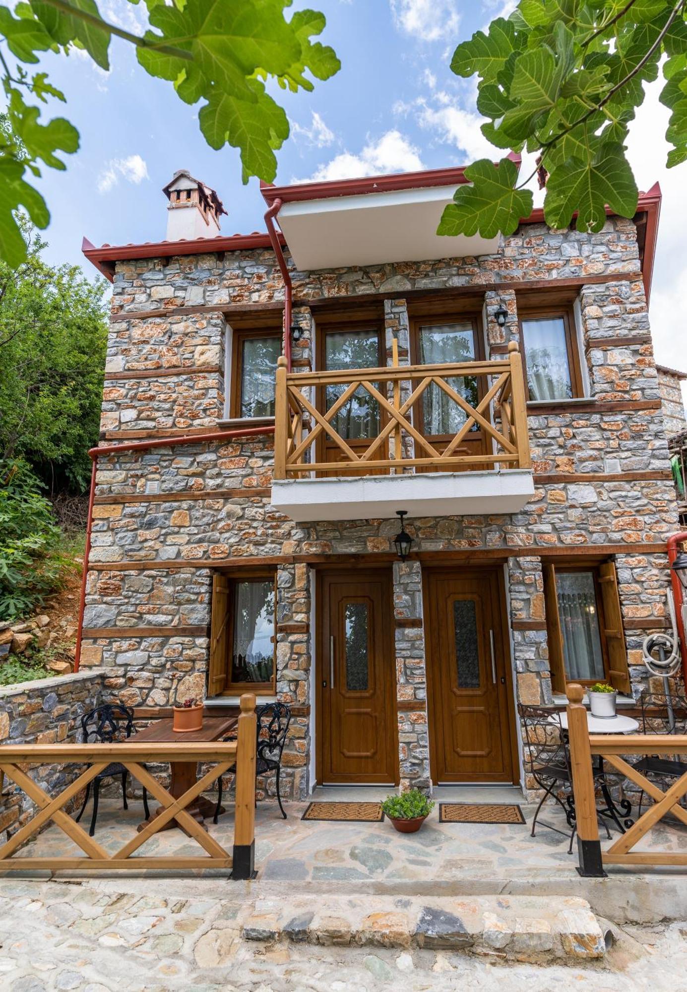 Ξενώνας Τ'Αρχοντικό Палеос-Пантелеймонас Экстерьер фото